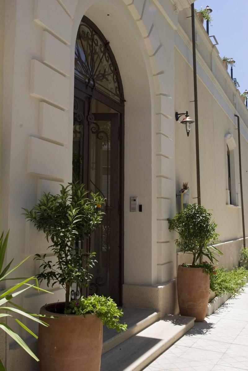 Palazzo Reginella Aparthotel Bovalino Marina Exteriör bild