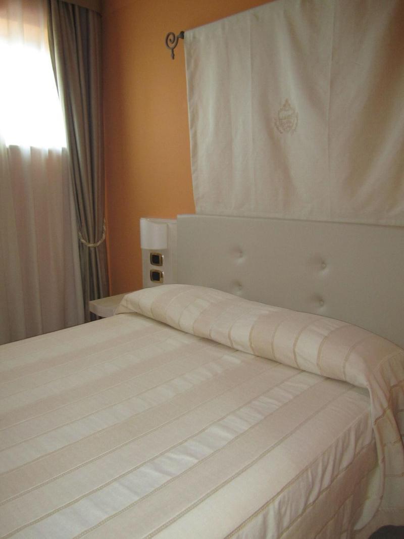 Palazzo Reginella Aparthotel Bovalino Marina Exteriör bild