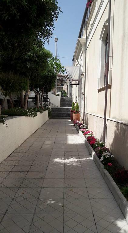 Palazzo Reginella Aparthotel Bovalino Marina Exteriör bild