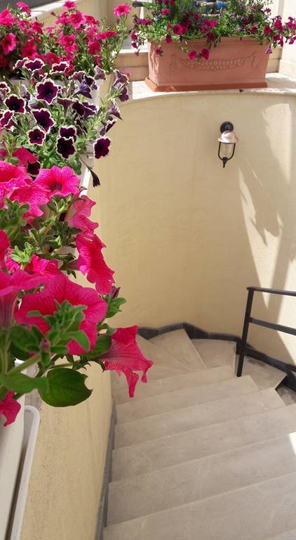 Palazzo Reginella Aparthotel Bovalino Marina Exteriör bild